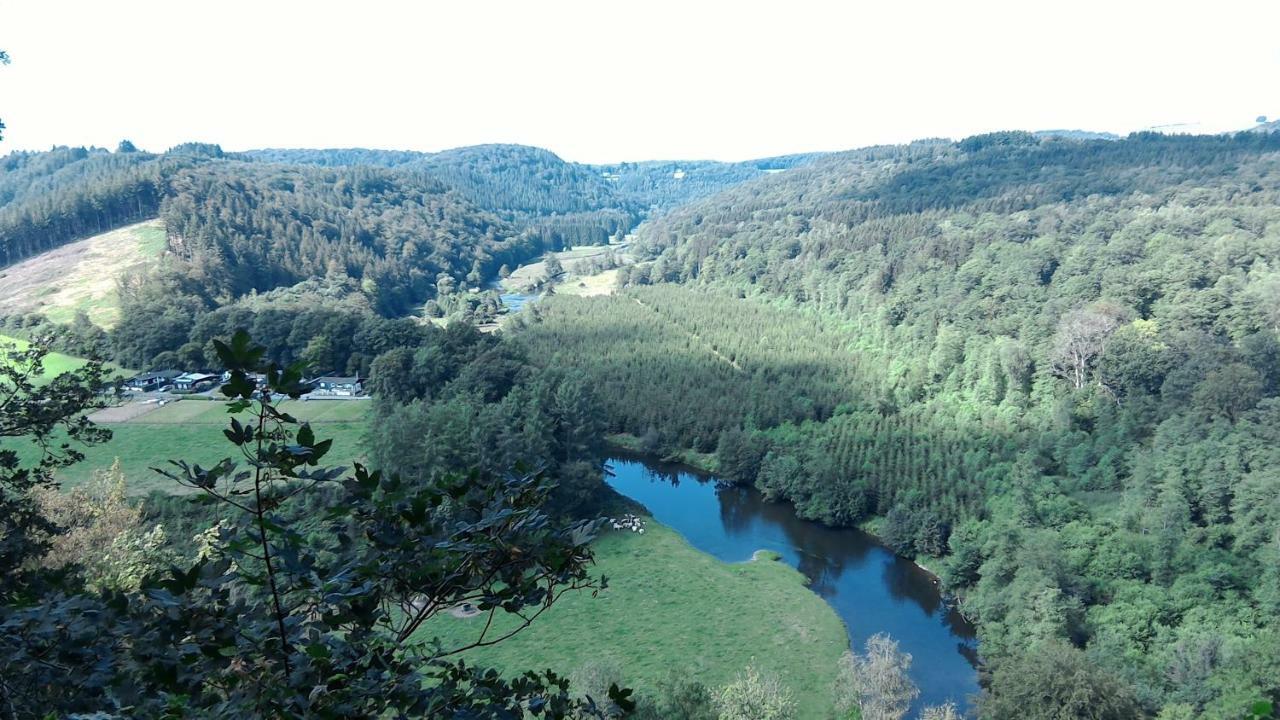 Gite Le Courtil Bouillon Exterior foto
